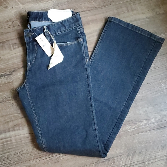 LOFT Denim - •NWT Loft Jeans Modern Boot